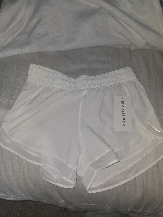 Athleta Pants - ⚠️⚠️⚠️ SOLD⚠️⚠️⚠️Athleta Women's Mesh Racer Run Shorts 4" In White